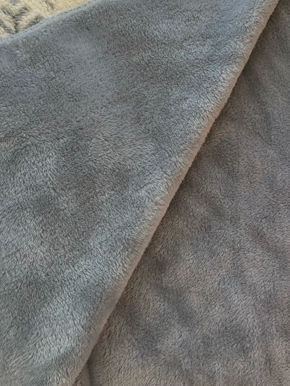 Pendleton Aztec Southwest Sherpa Fleece Throw Blanket Gray & Cream 50x70